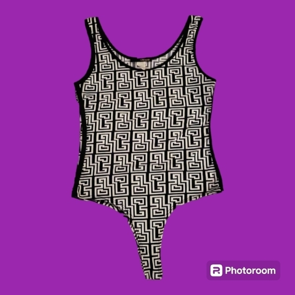 3/$30 MINETTE Monochrome Monogram Scoop Neck Festival Bodysuit - Picture 1 of 8